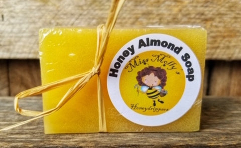 Handcrafted Soap: Honey & Almond 4oz